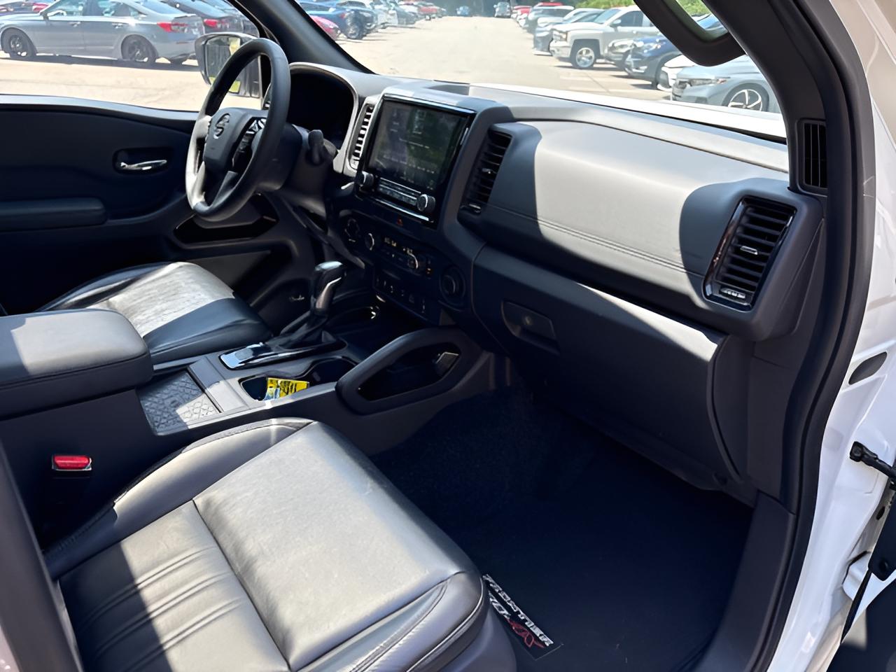 2022 Nissan Frontier Crew Cab PRO-4X 4x4