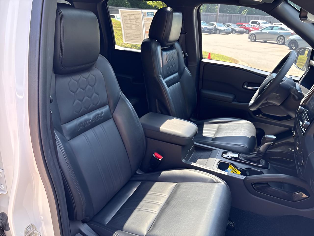 2022 Nissan Frontier Crew Cab PRO-4X 4x4