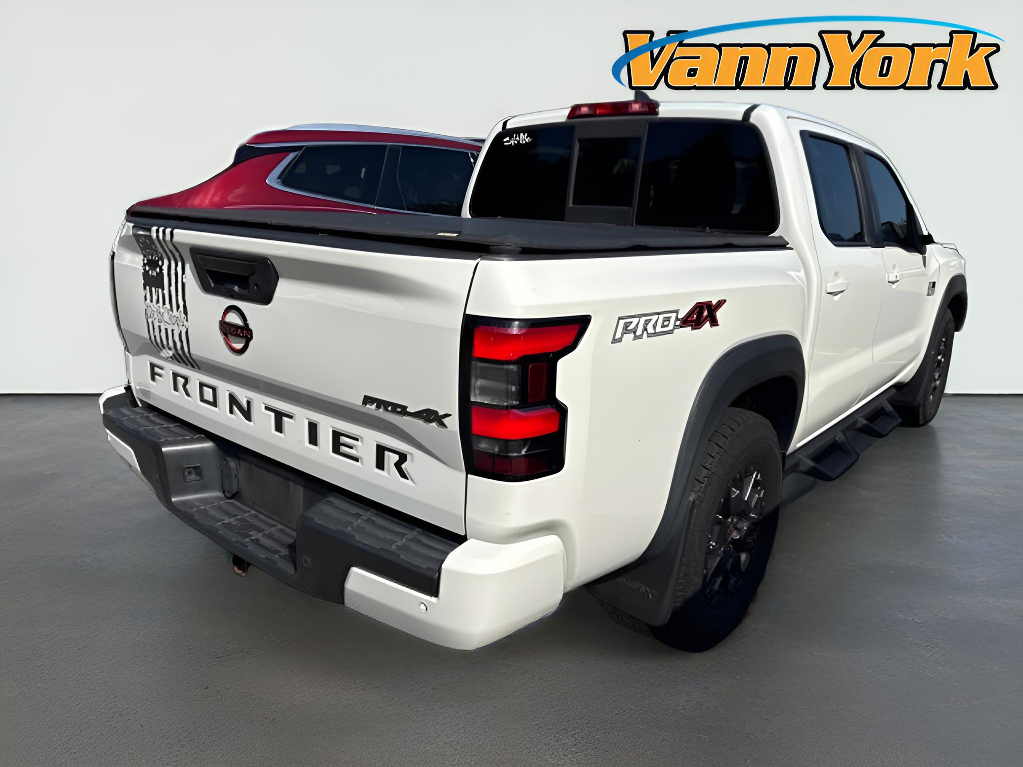 2022 Nissan Frontier Crew Cab PRO-4X 4x4
