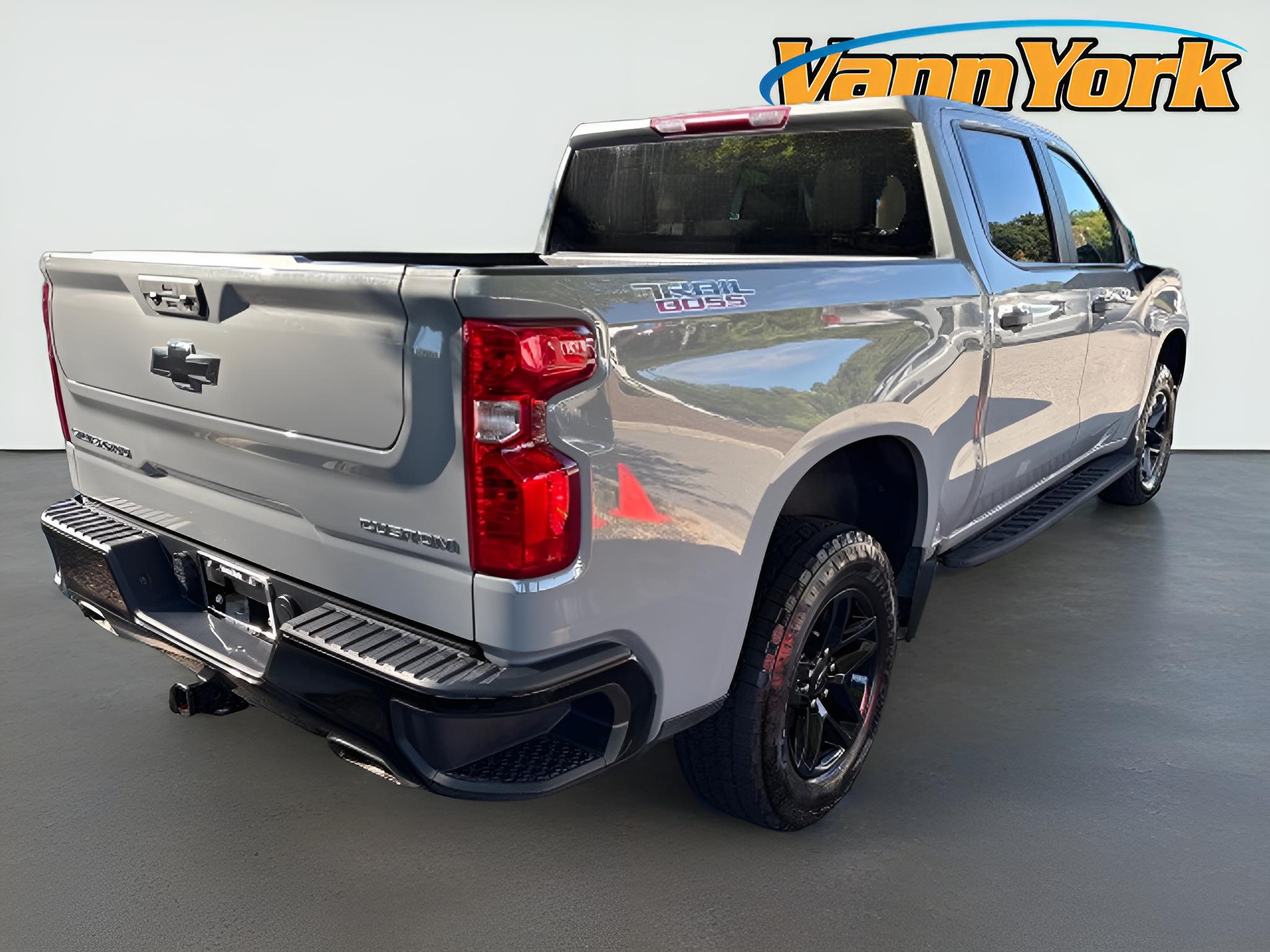 2024 Chevrolet Silverado 1500 Custom Trail Boss