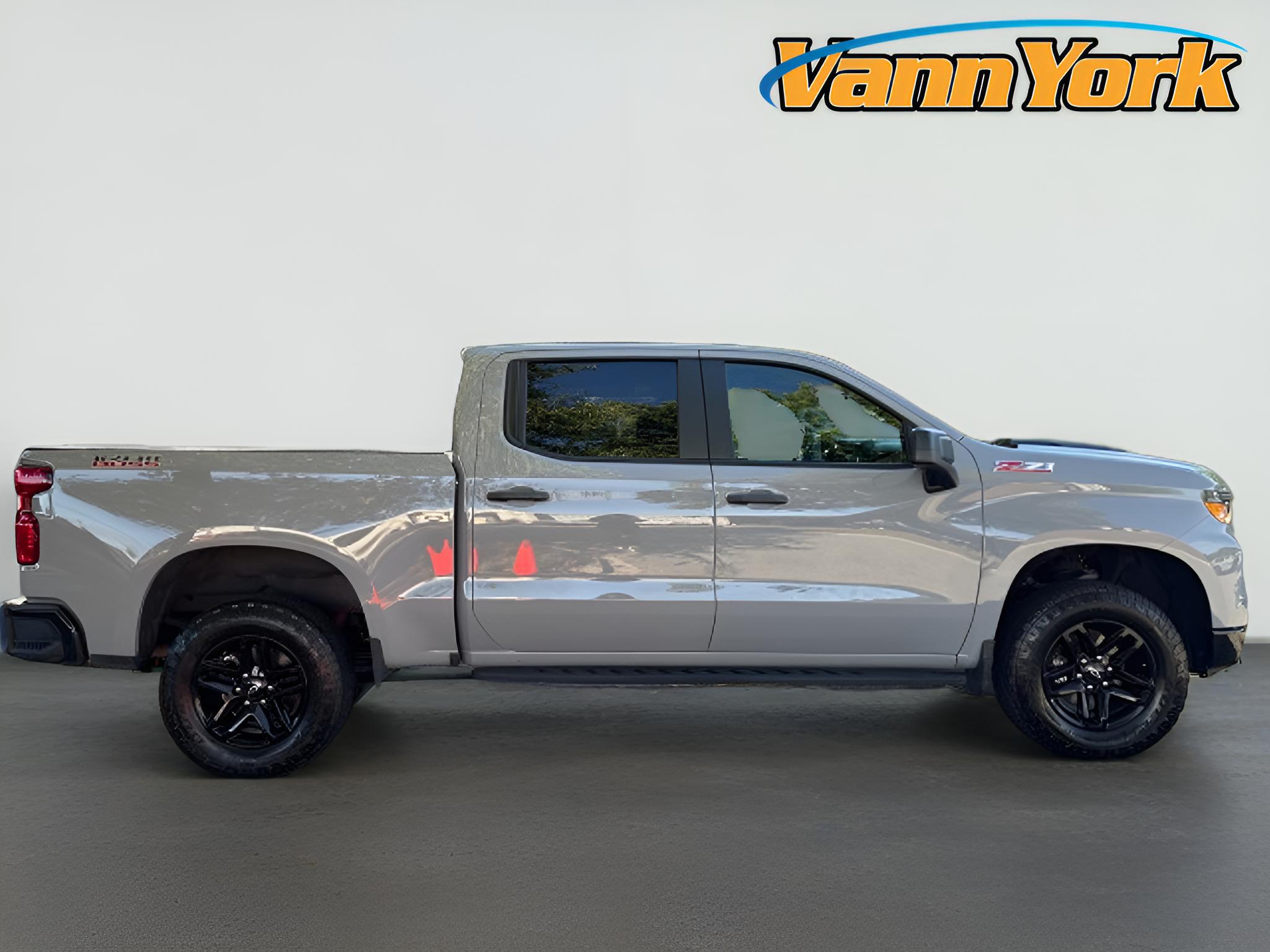 2024 Chevrolet Silverado 1500 Custom Trail Boss