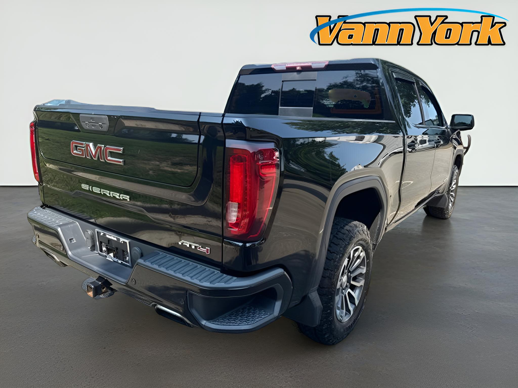 2019 GMC Sierra 1500 AT4