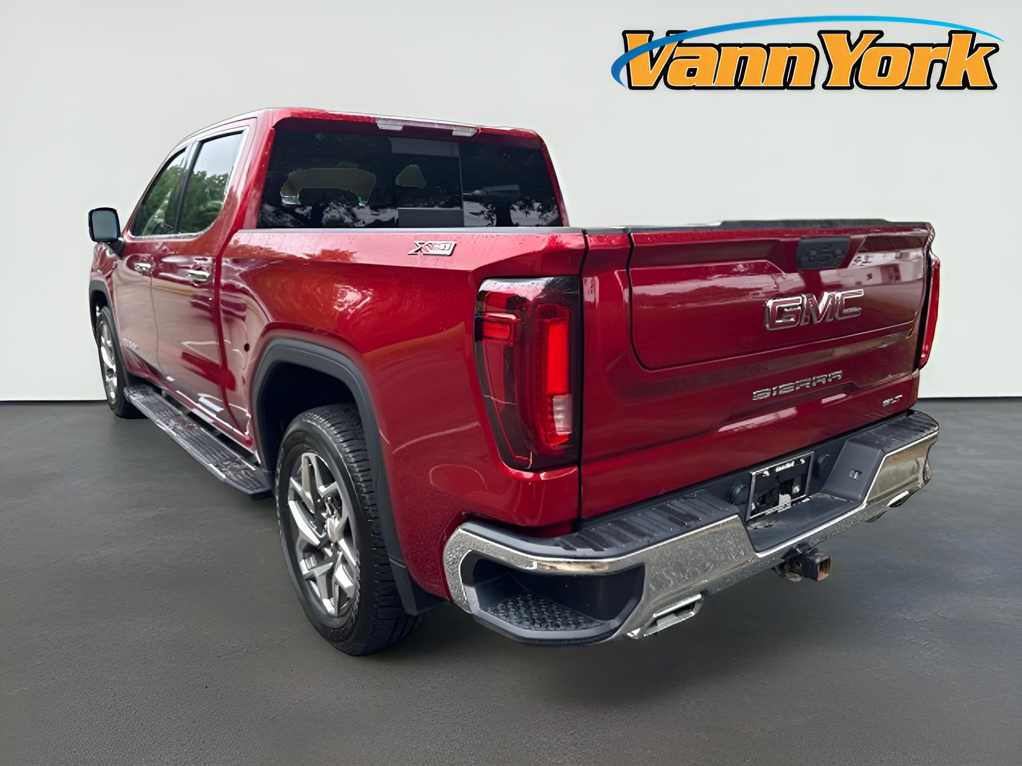 2023 GMC Sierra 1500 SLT