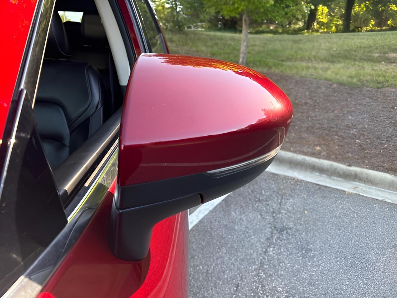 2023 Nissan Pathfinder SL FWD
