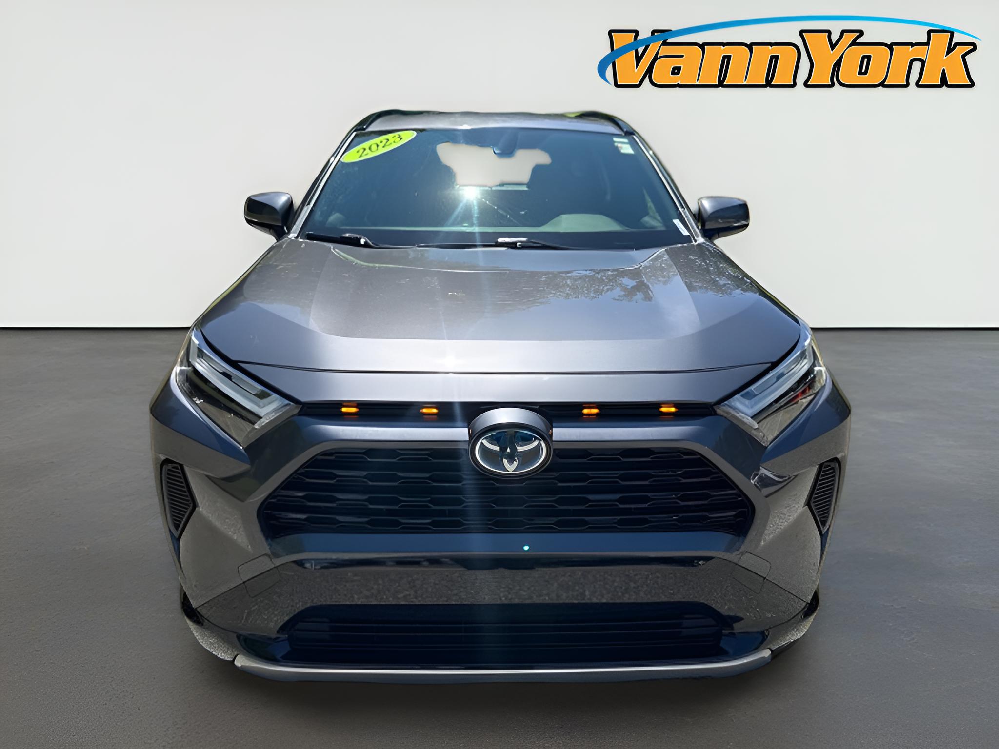 2023 Toyota RAV4 Hybrid SE