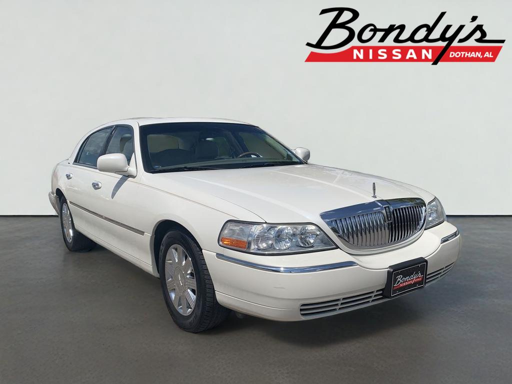 2004 Lincoln Town Car Ultimate