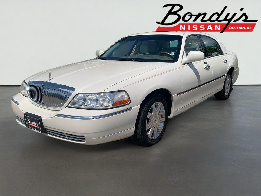 2004 Lincoln Town Car Ultimate
