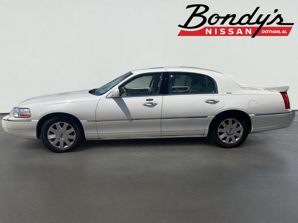 2004 Lincoln Town Car Ultimate