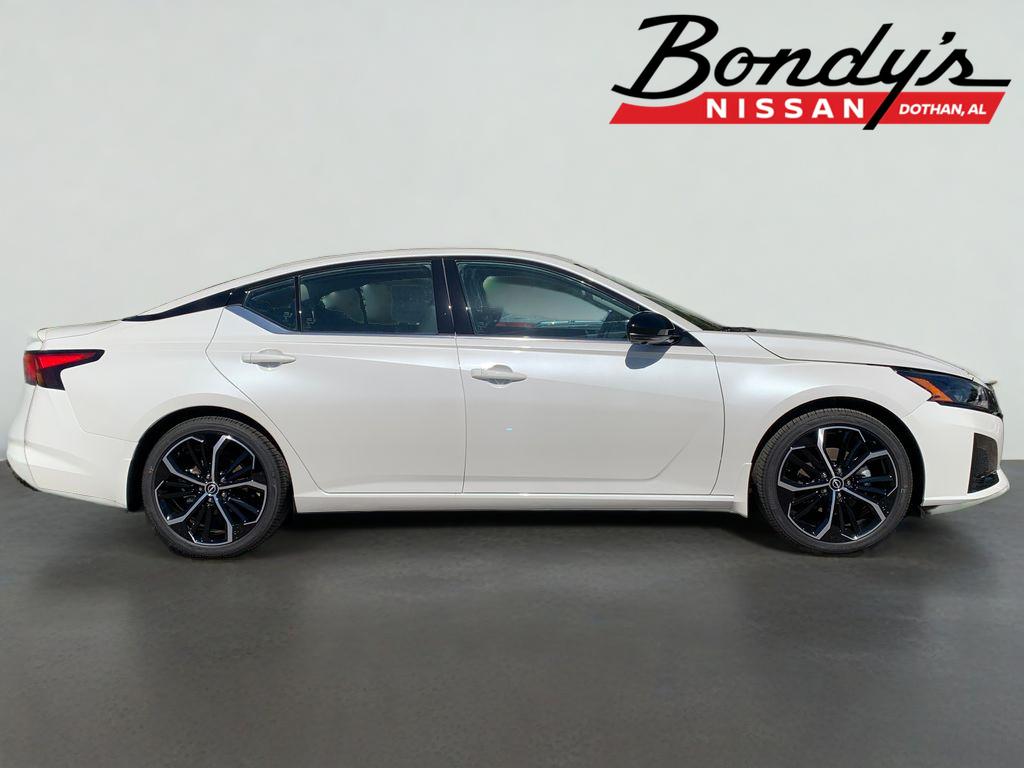 2026 Nissan Altima SR