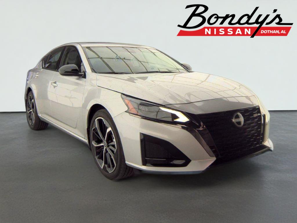 2025 Nissan Altima 2.5 SR