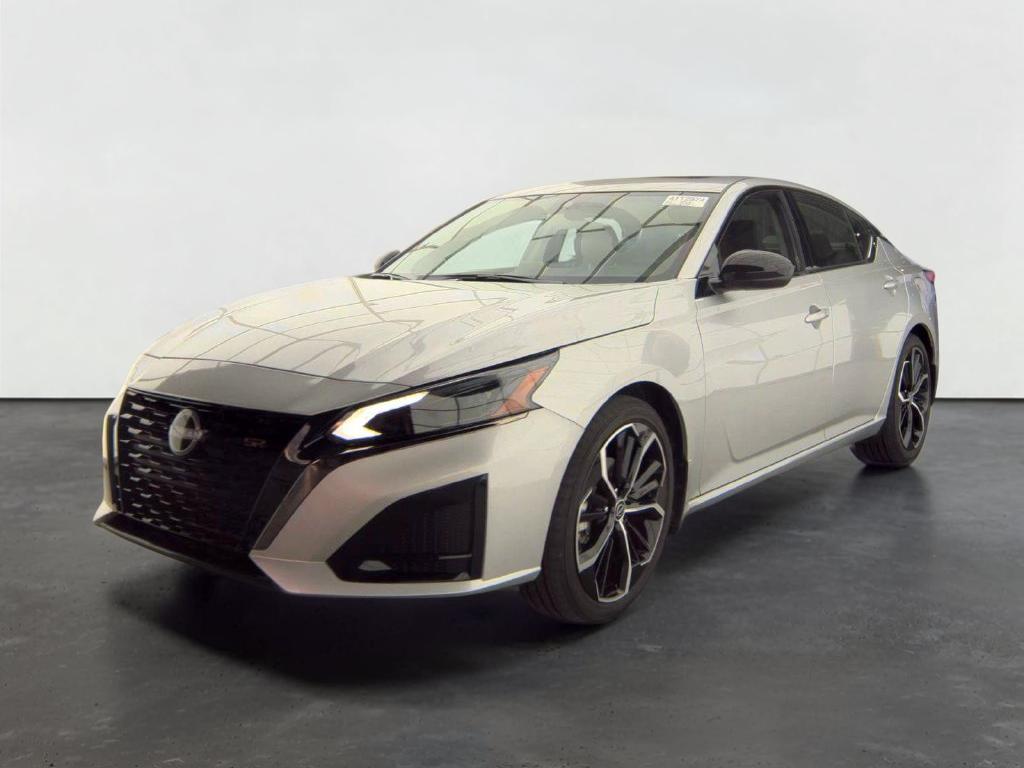 2025 Nissan Altima 2.5 SR