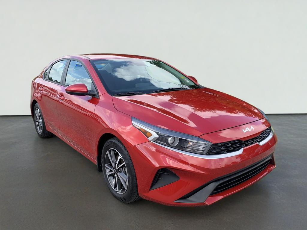 2023 Kia Forte LXS AT's photo