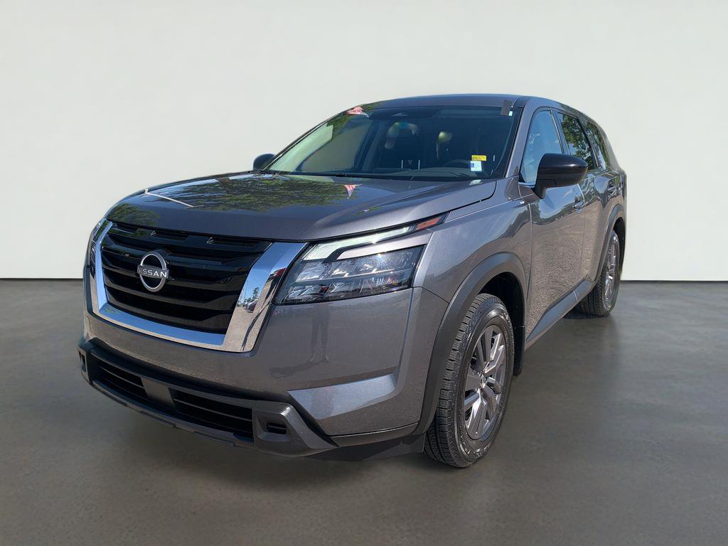 2024 Nissan Pathfinder S