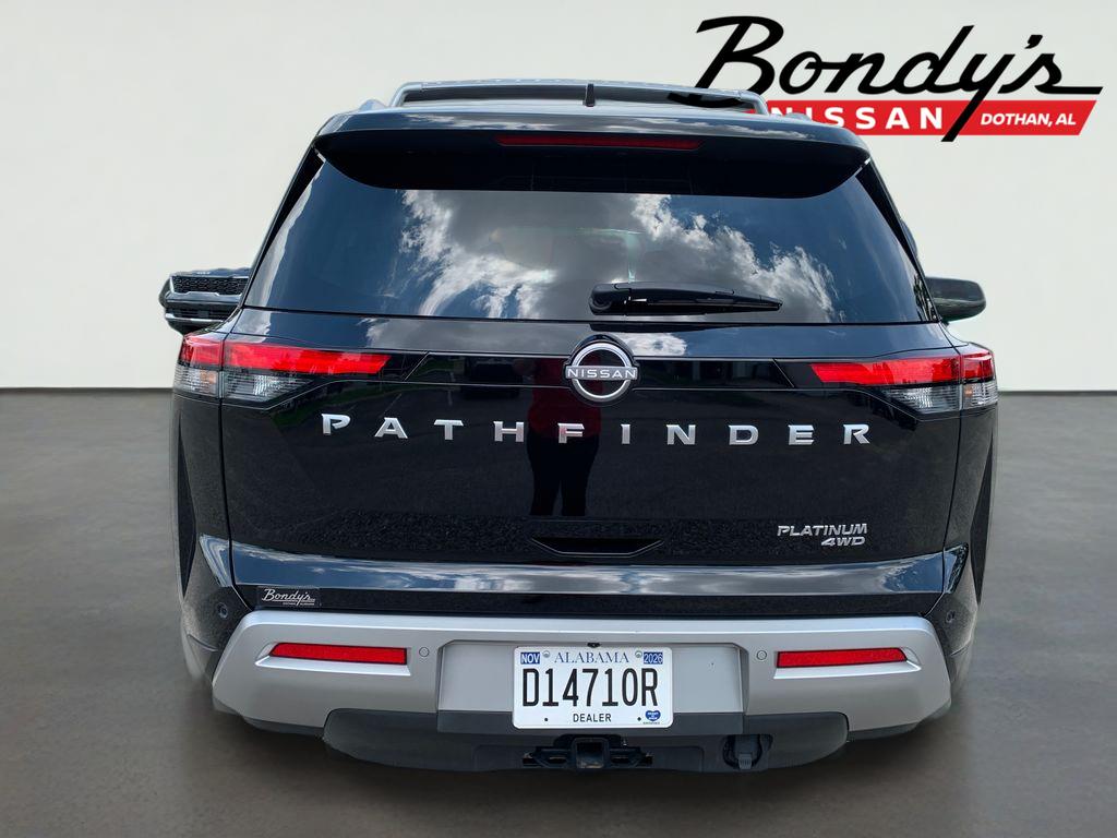 2025 Nissan Pathfinder Platinum