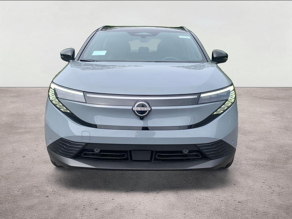 2026 Nissan LEAF Platinum+