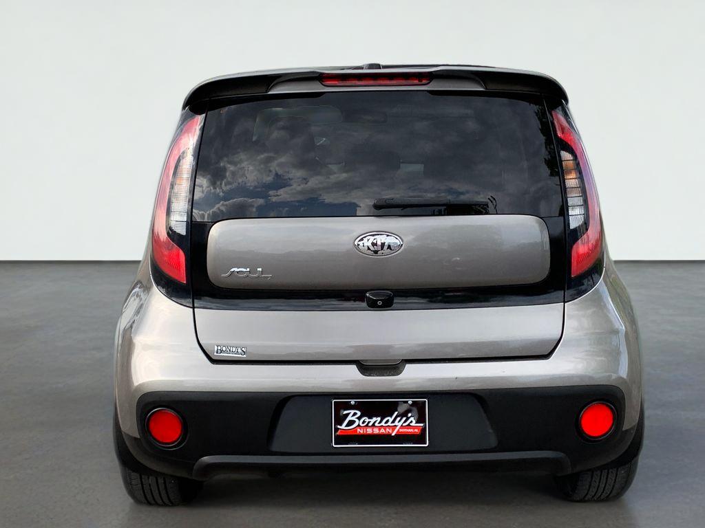 2017 Kia Soul Base