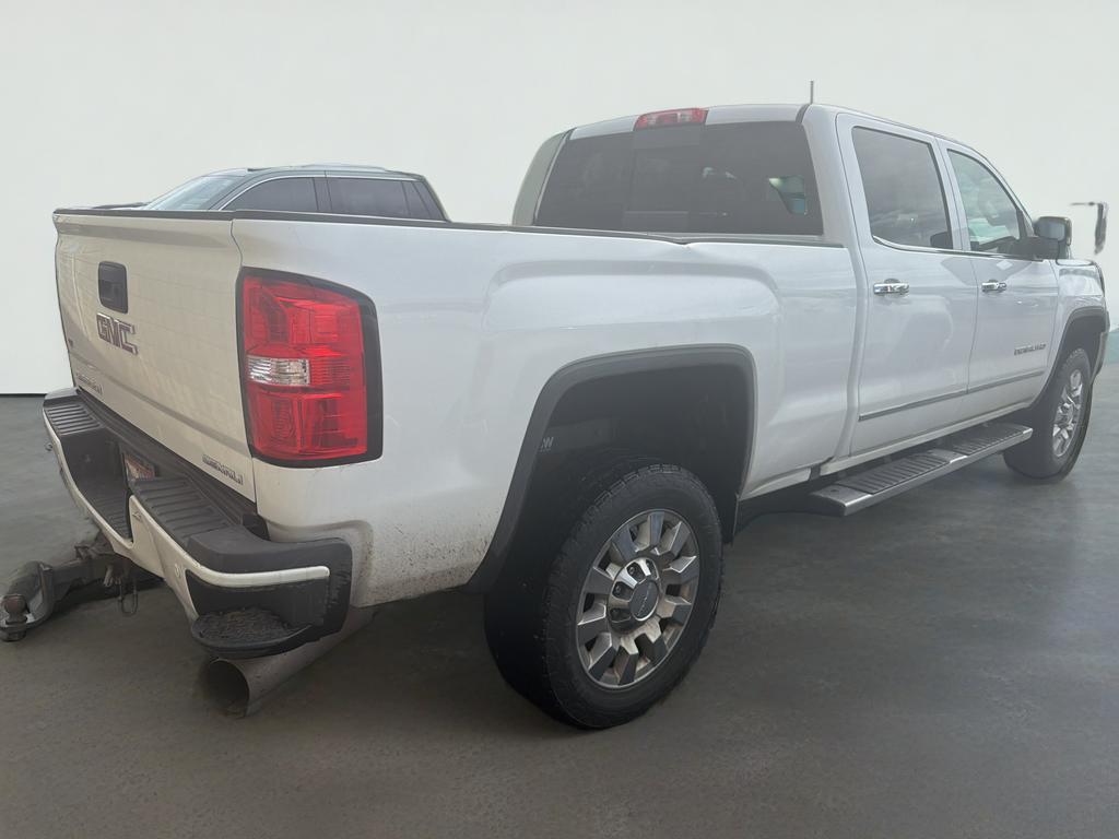 2017 GMC Sierra 2500 HD Denali