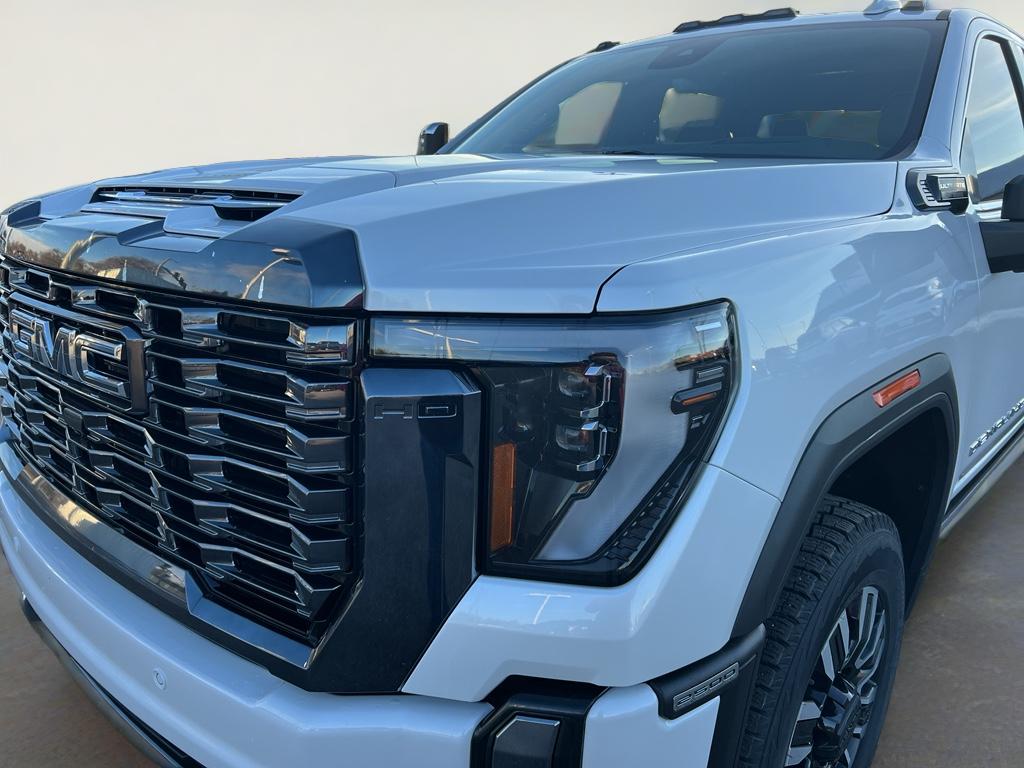 2024 GMC Sierra 2500 HD Denali Ultimate