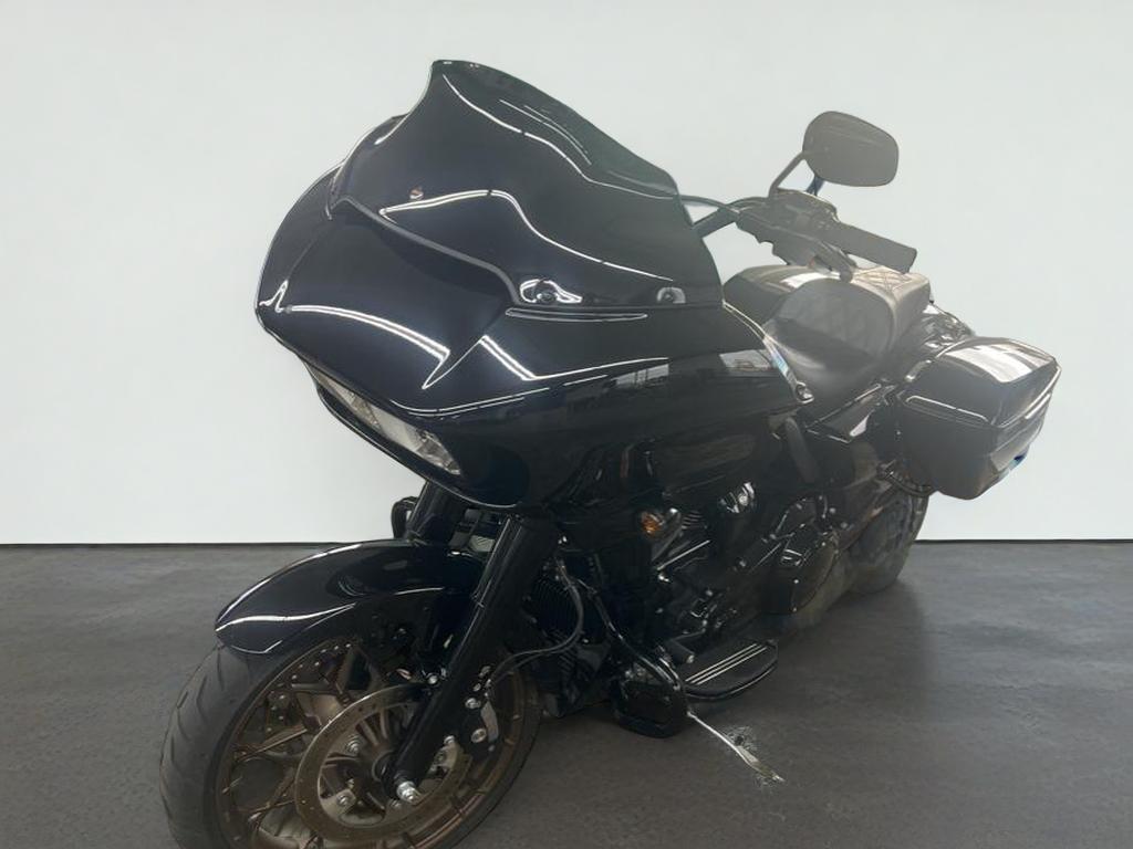 2022 HARLEY DAVIDSON ROAD GLIDE Base