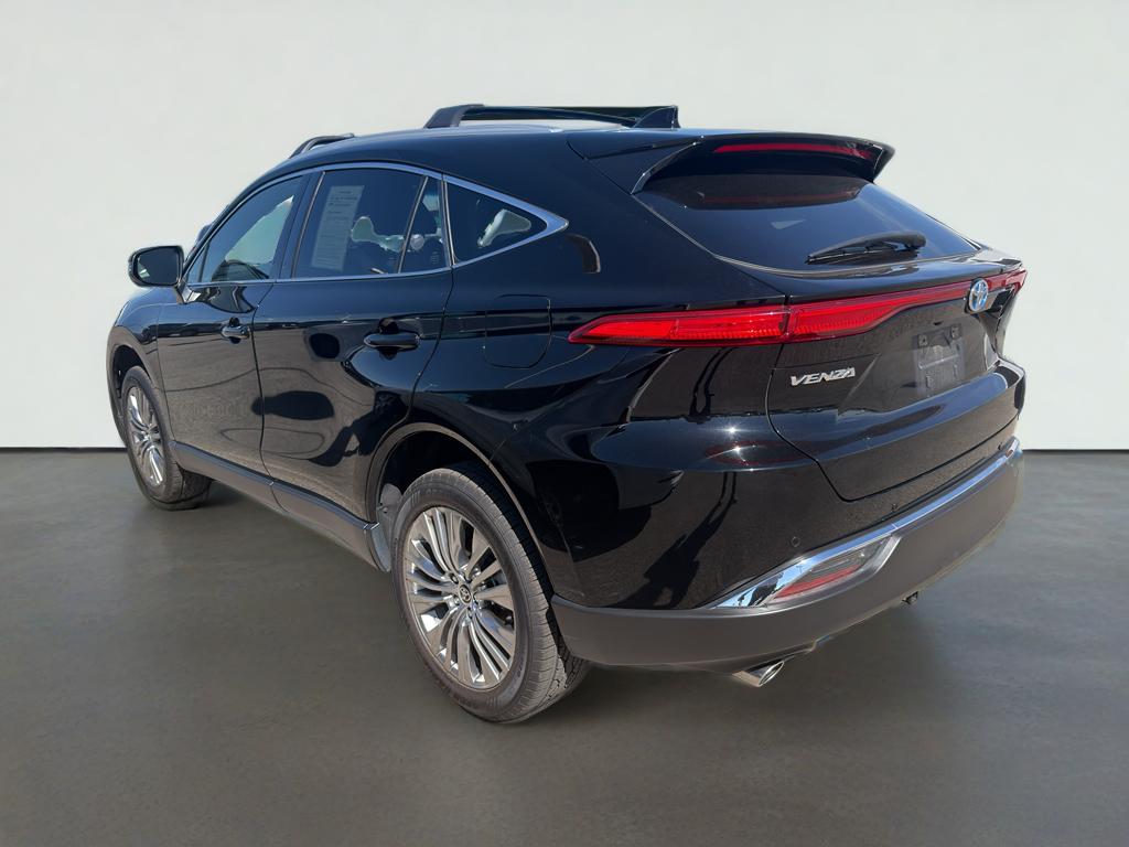 2022 Toyota Venza XLE