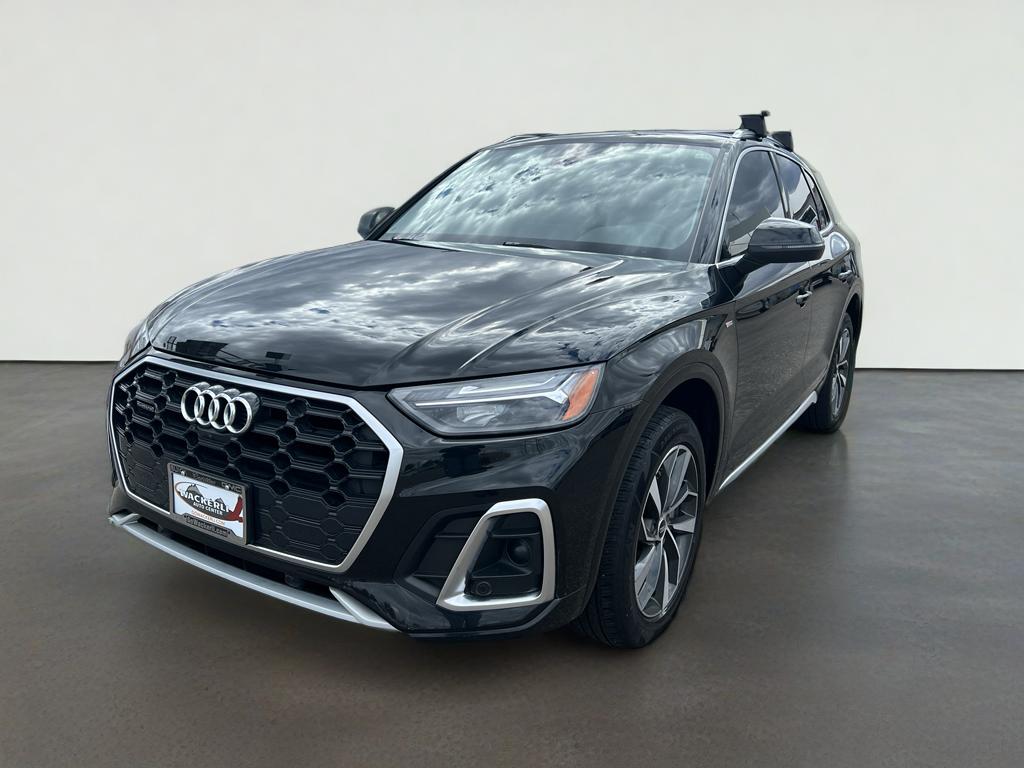 2022 Audi Q5 45 Premium Plus's photo