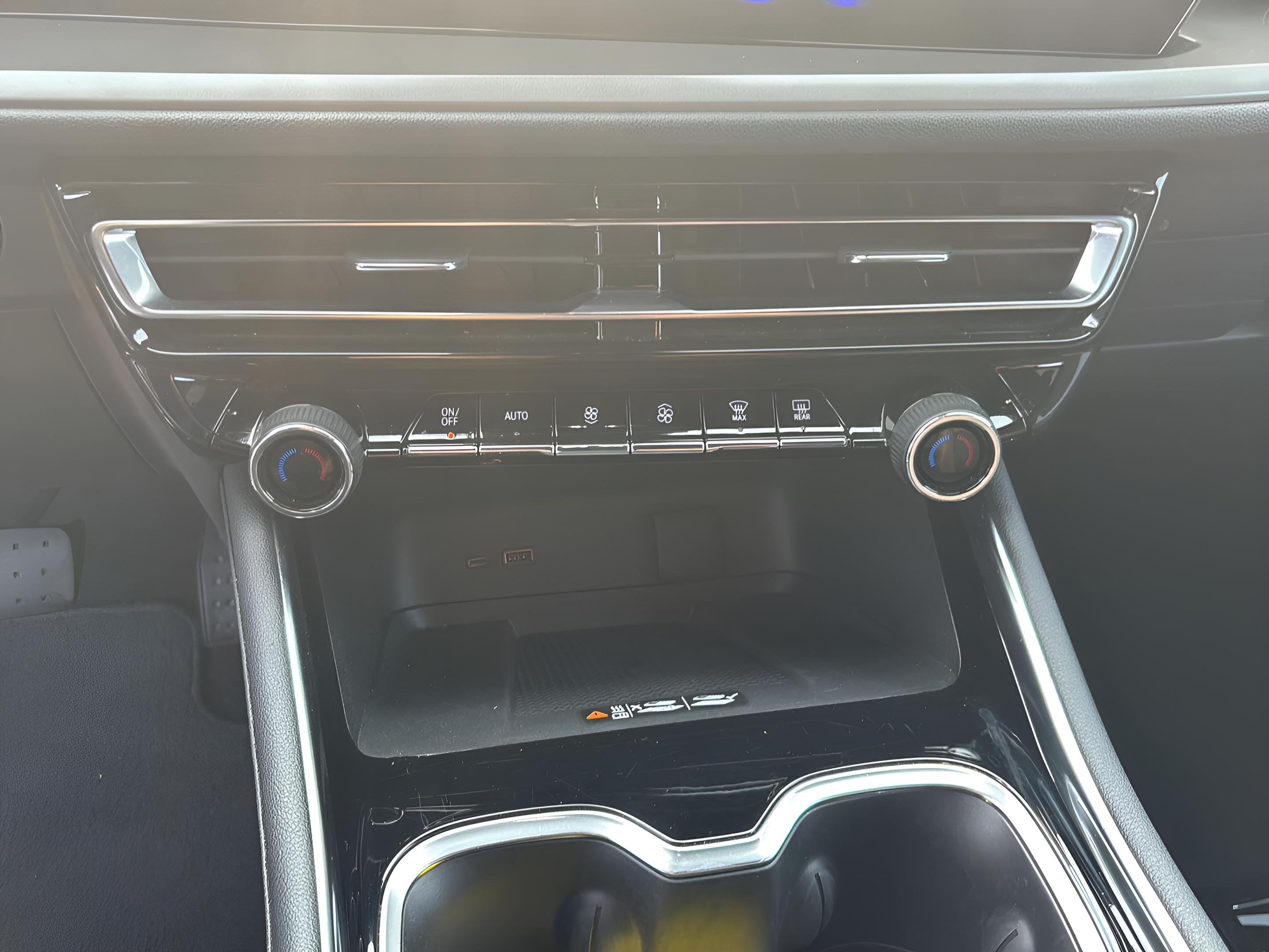 2024 Chevrolet Traverse AWD LT