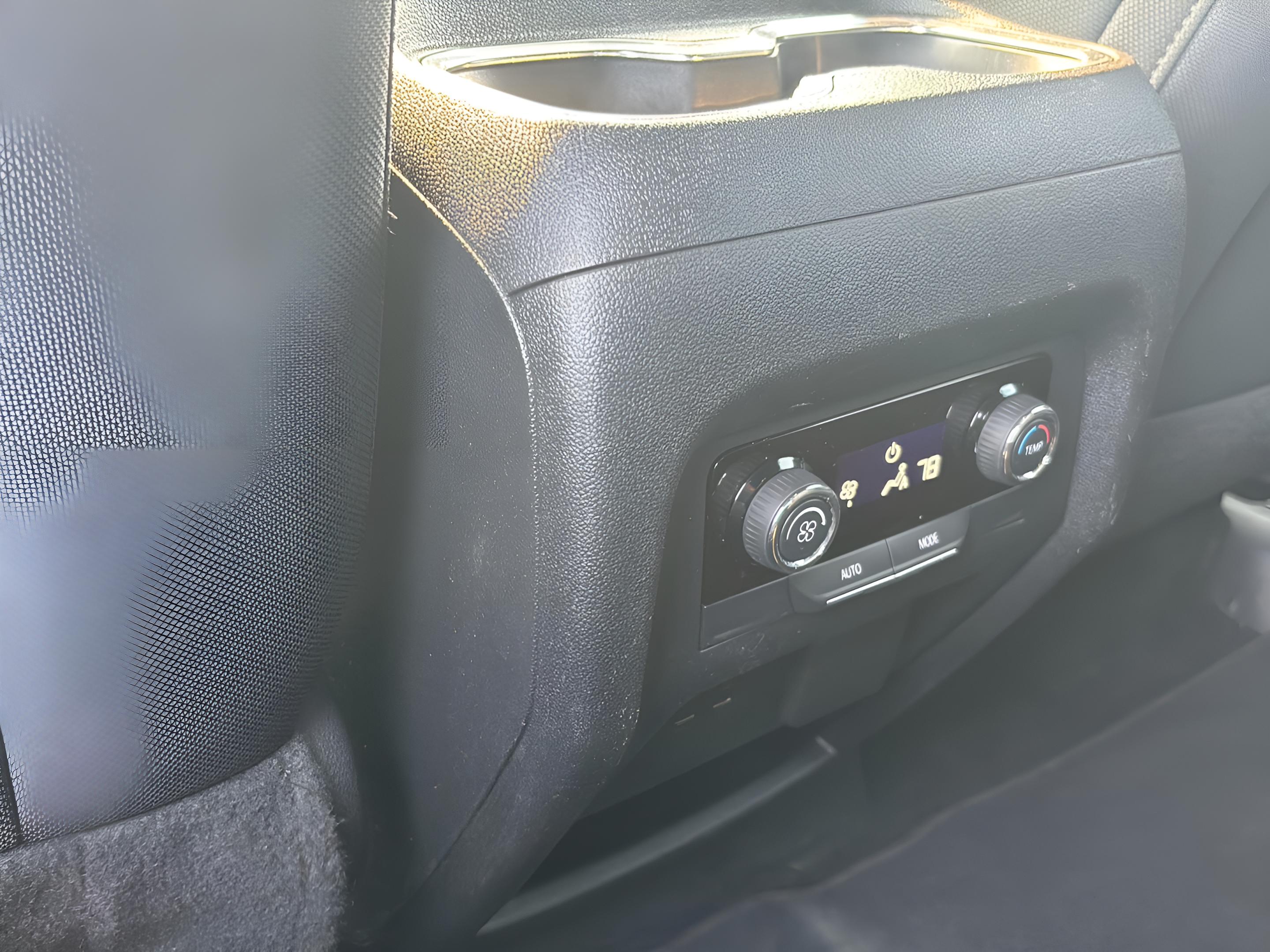 2024 Chevrolet Traverse AWD LT