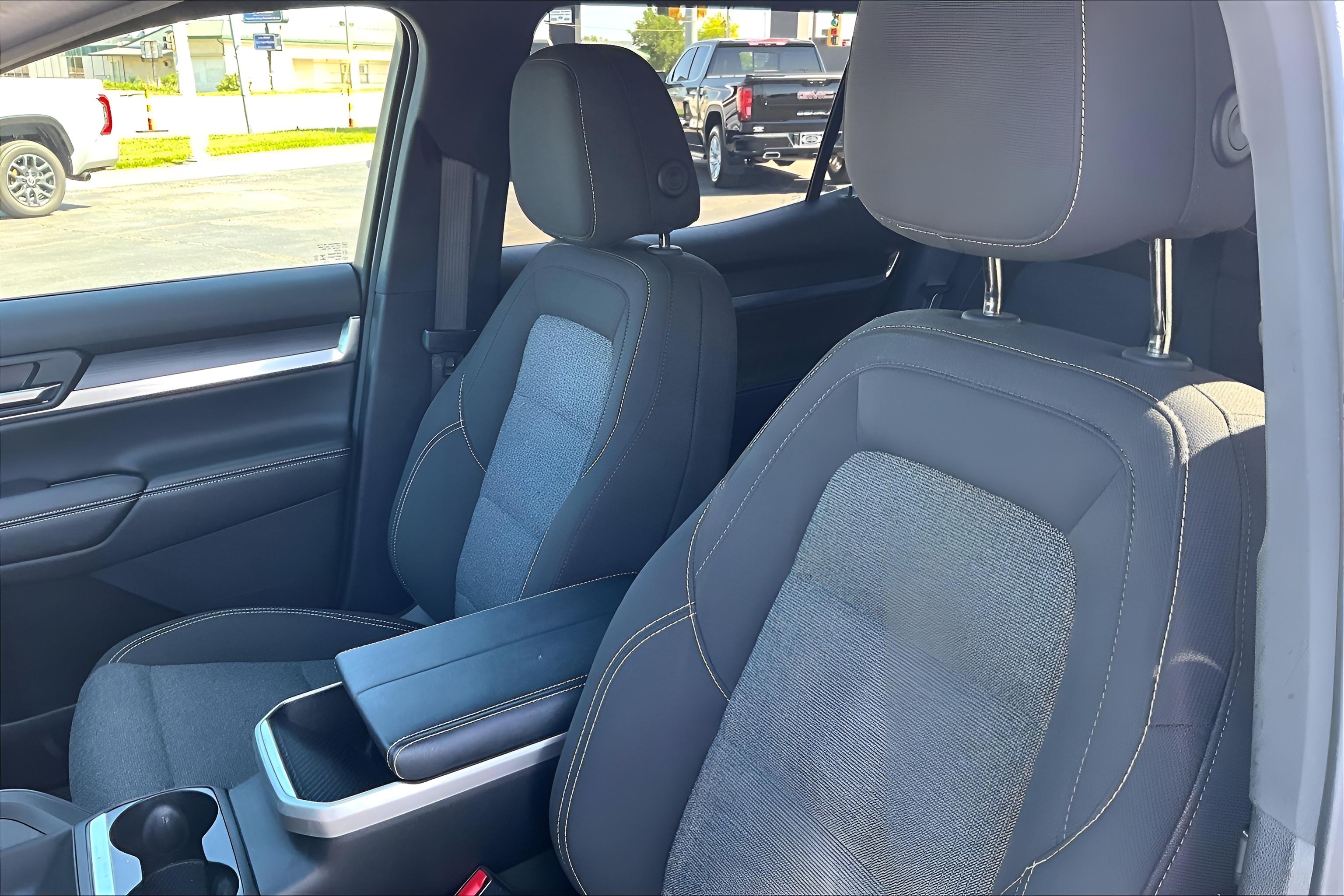 2025 GMC Terrain AWD Elevation