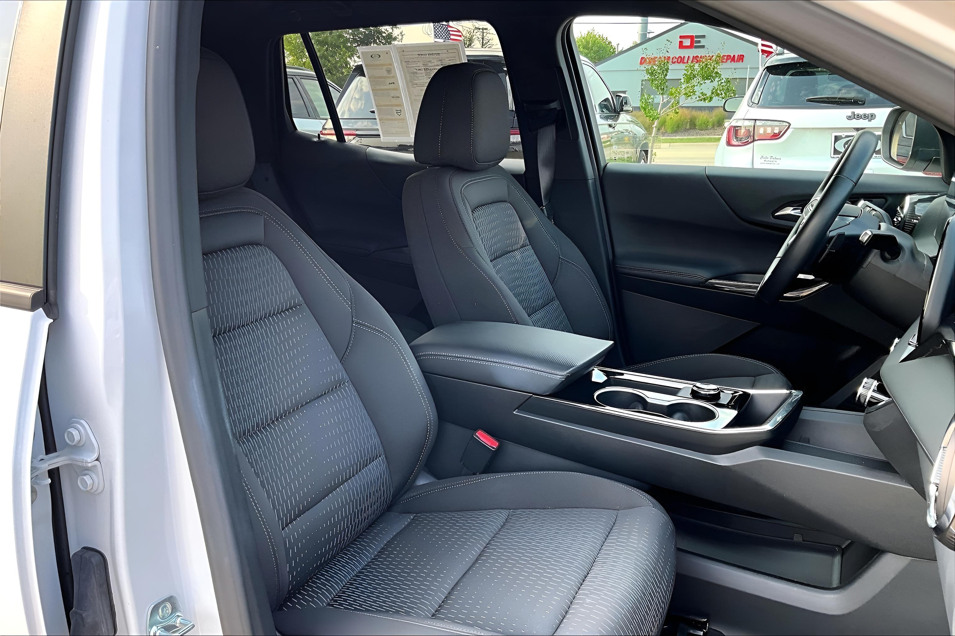 2026 Chevrolet Equinox FWD LT