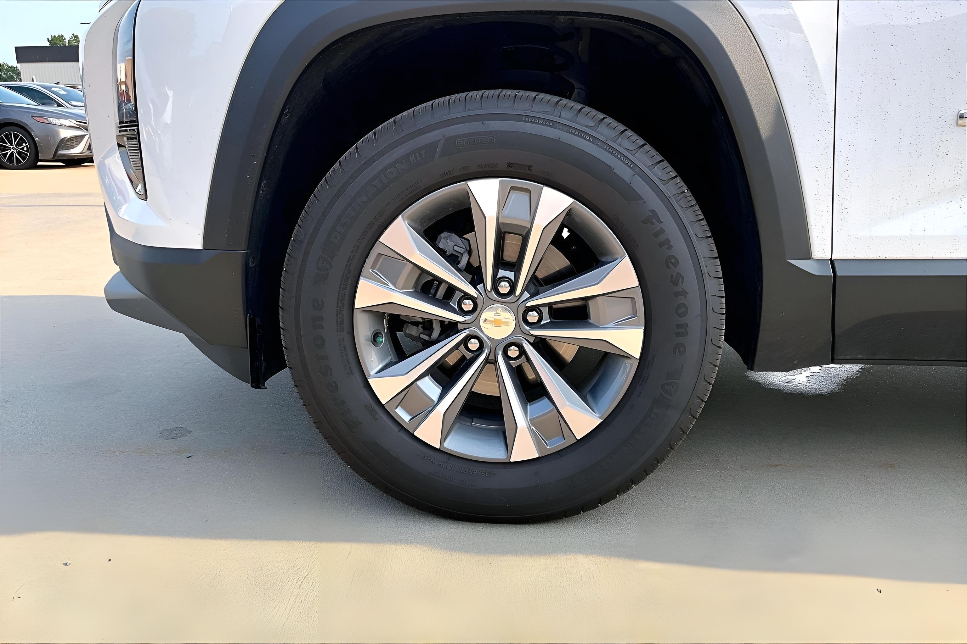 2026 Chevrolet Equinox FWD LT