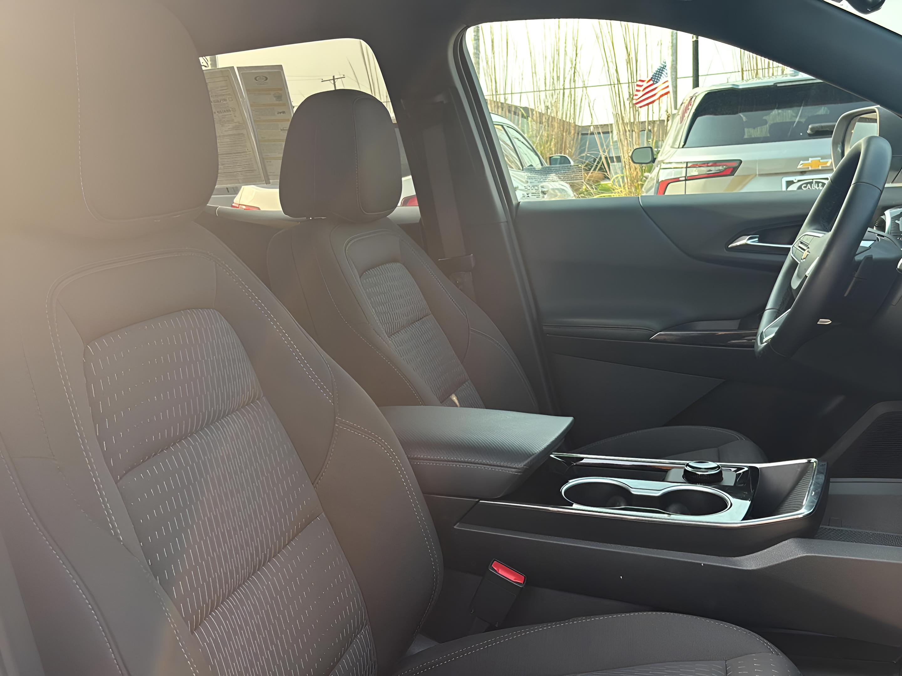 2026 Chevrolet Equinox FWD LT