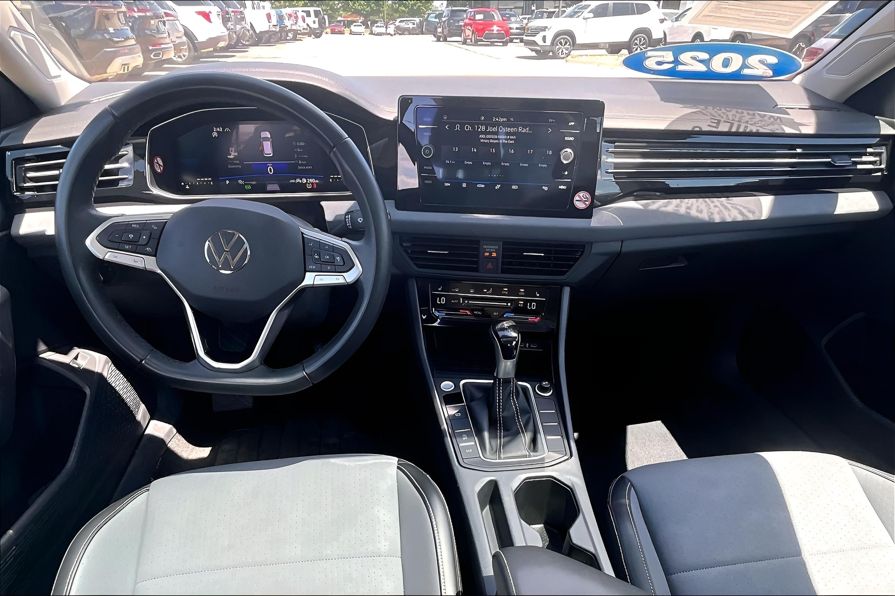 2025 Volkswagen Jetta SE