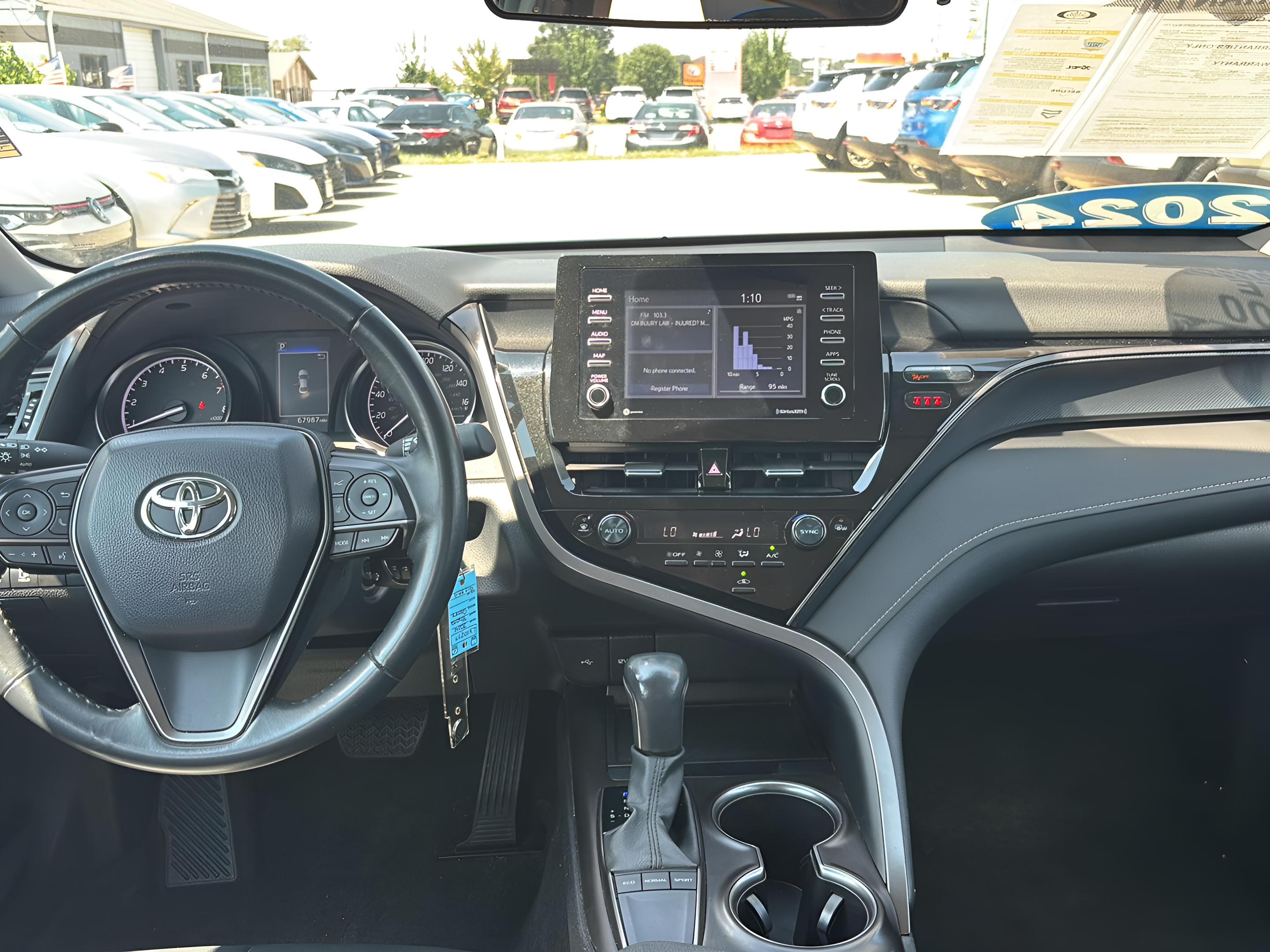 2024 Toyota Camry SE