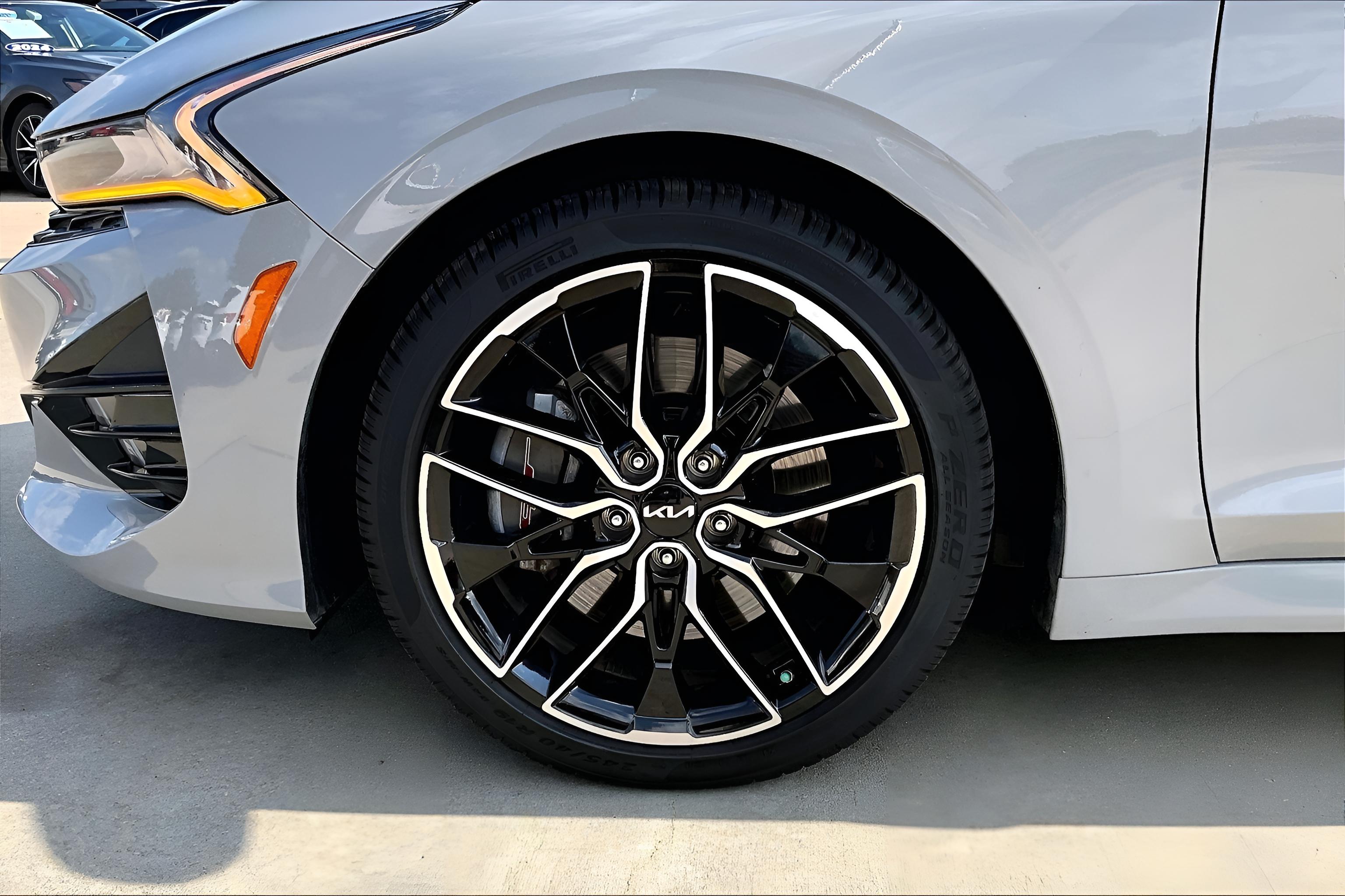 2023 Kia K5 GT