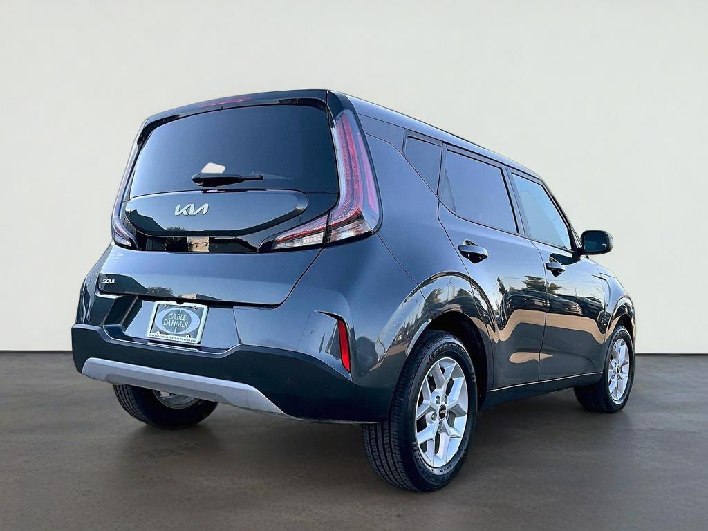 2024 Kia Soul LX
