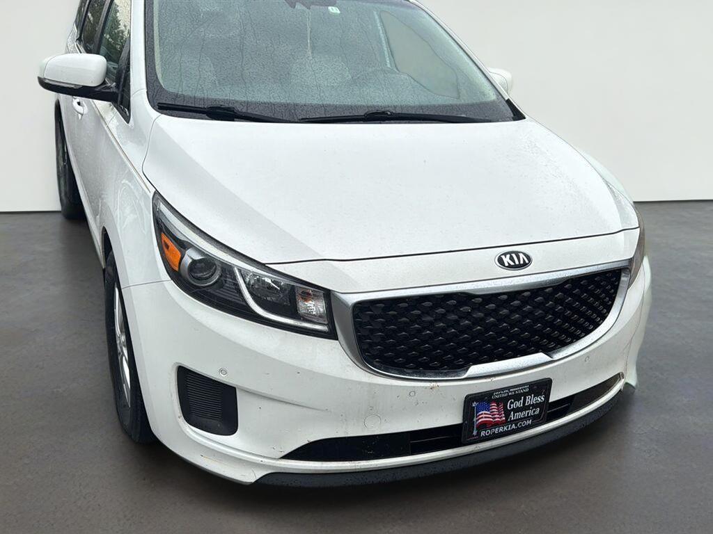 2017 Kia Sedona LX