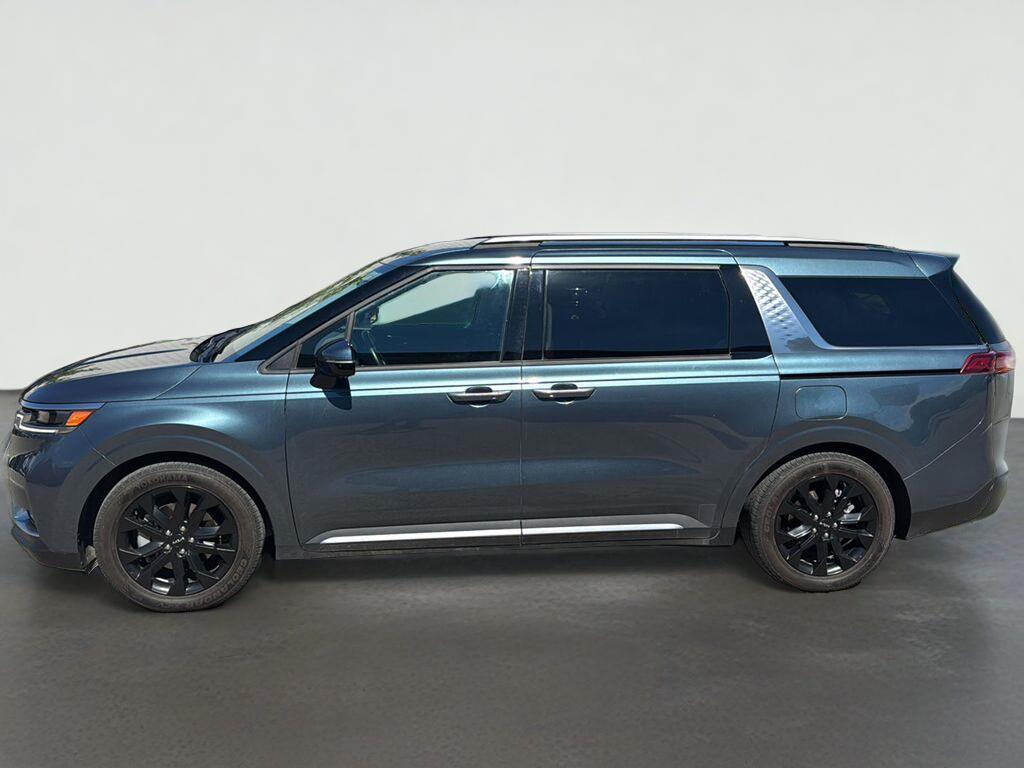 2024 Kia Carnival SX