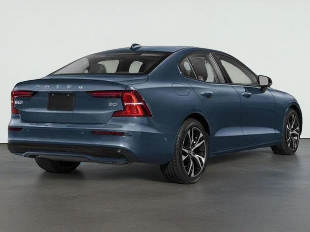 2024 Volvo S60 Core Dark Theme