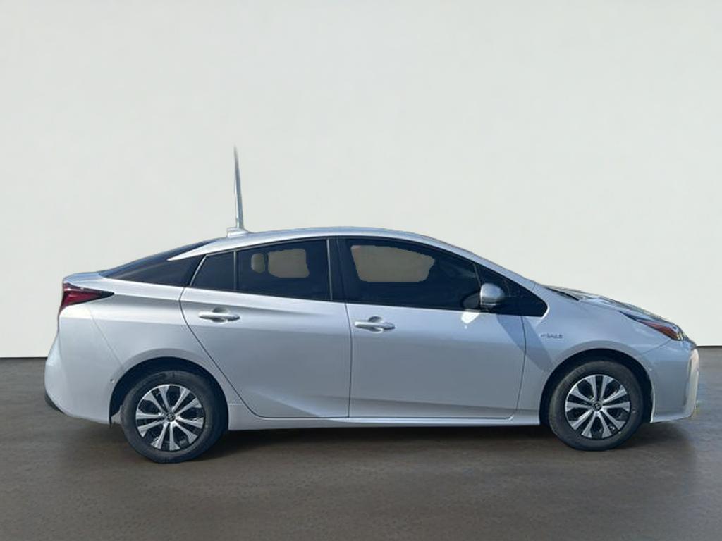 2020 Toyota Prius XLE