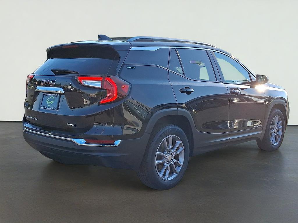 2024 GMC Terrain SLT