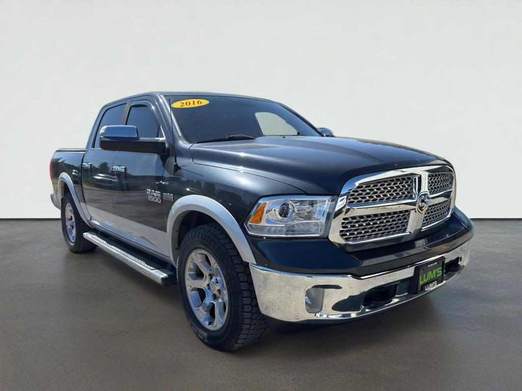 2016 RAM 1500 Laramie Crew Cab 4x4 5'7" Box's photo