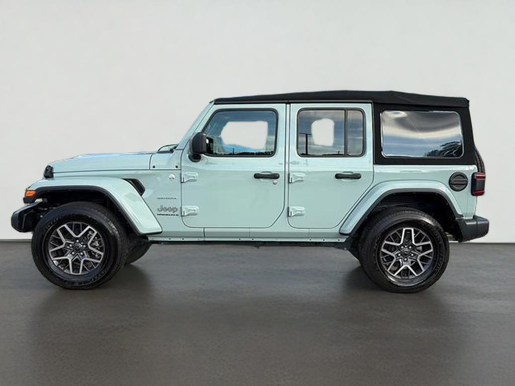 2024 Jeep Wrangler 4-Door Sahara 4x4