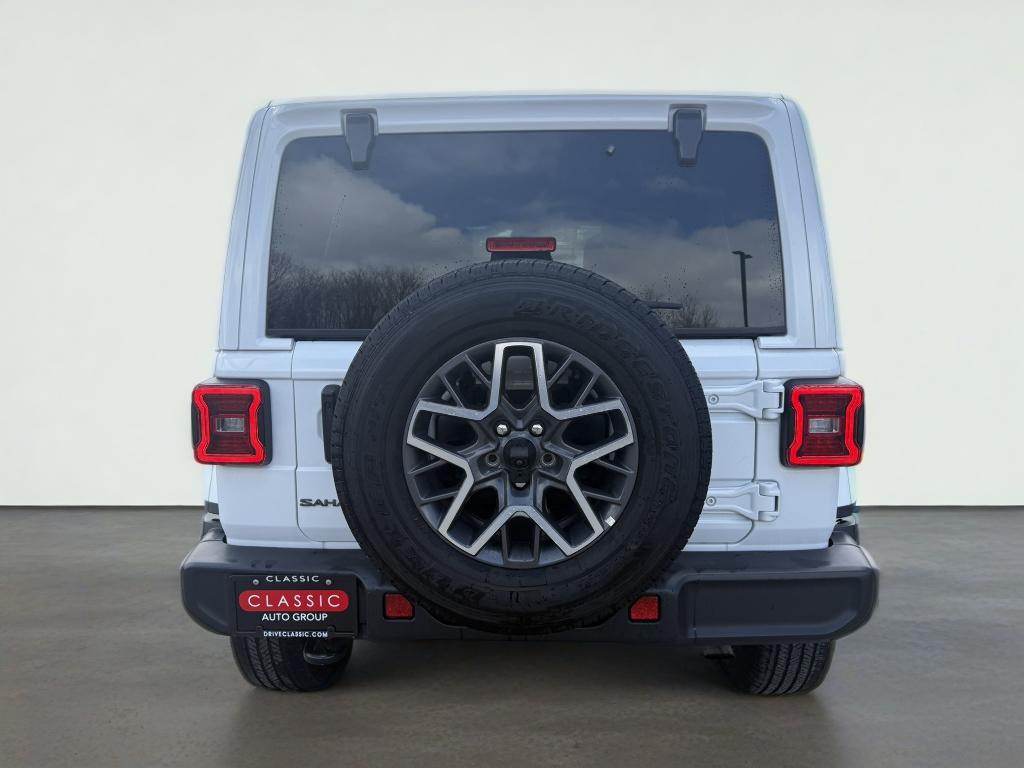 2025 Jeep Wrangler 4-Door Sahara 4x4