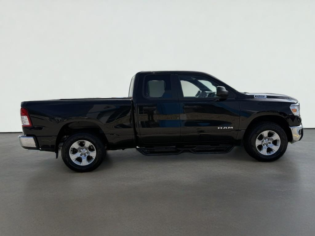 2023 RAM 1500 Big Horn Quad Cab 4x4 6'4" Box