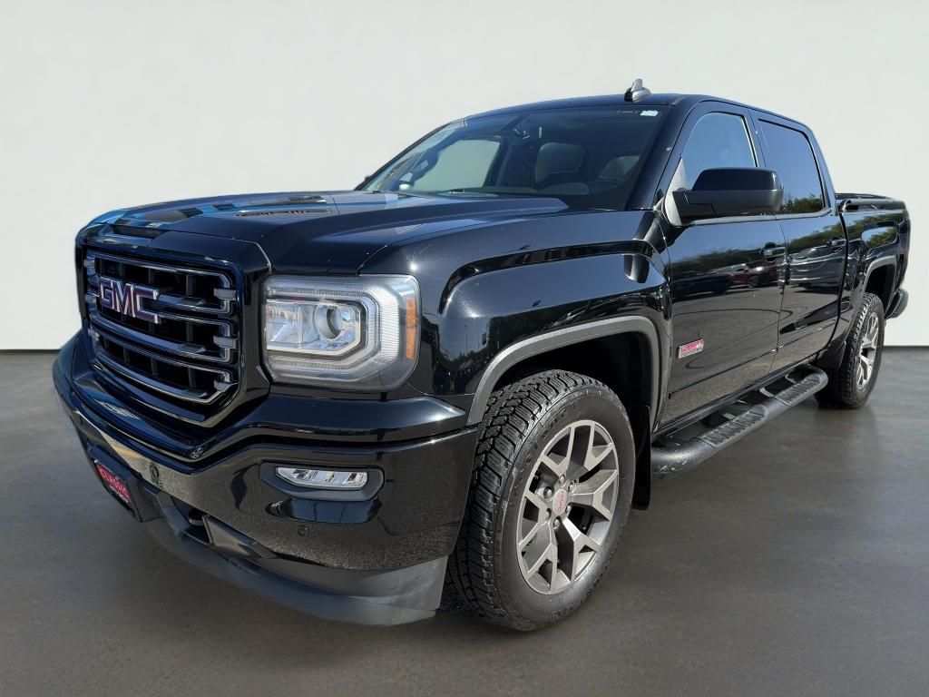 2017 GMC Sierra 4WD Crew Cab Short Box SLT's photo