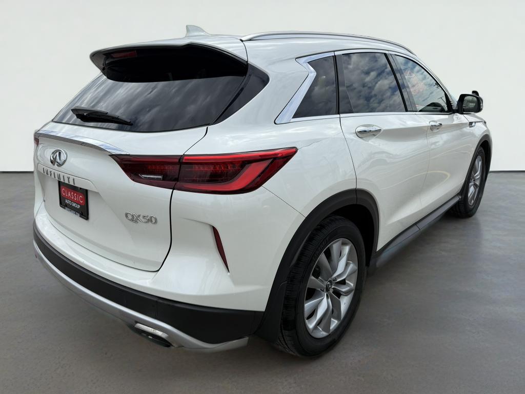 2022 INFINITI QX50 LUXE AWD