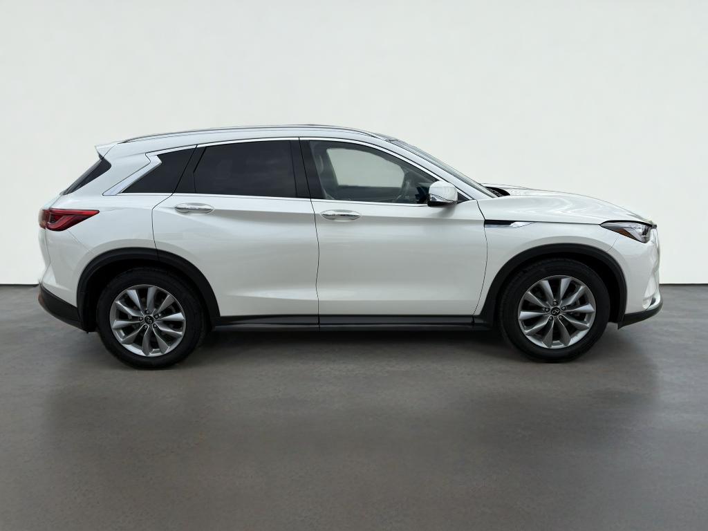 2022 INFINITI QX50 LUXE AWD