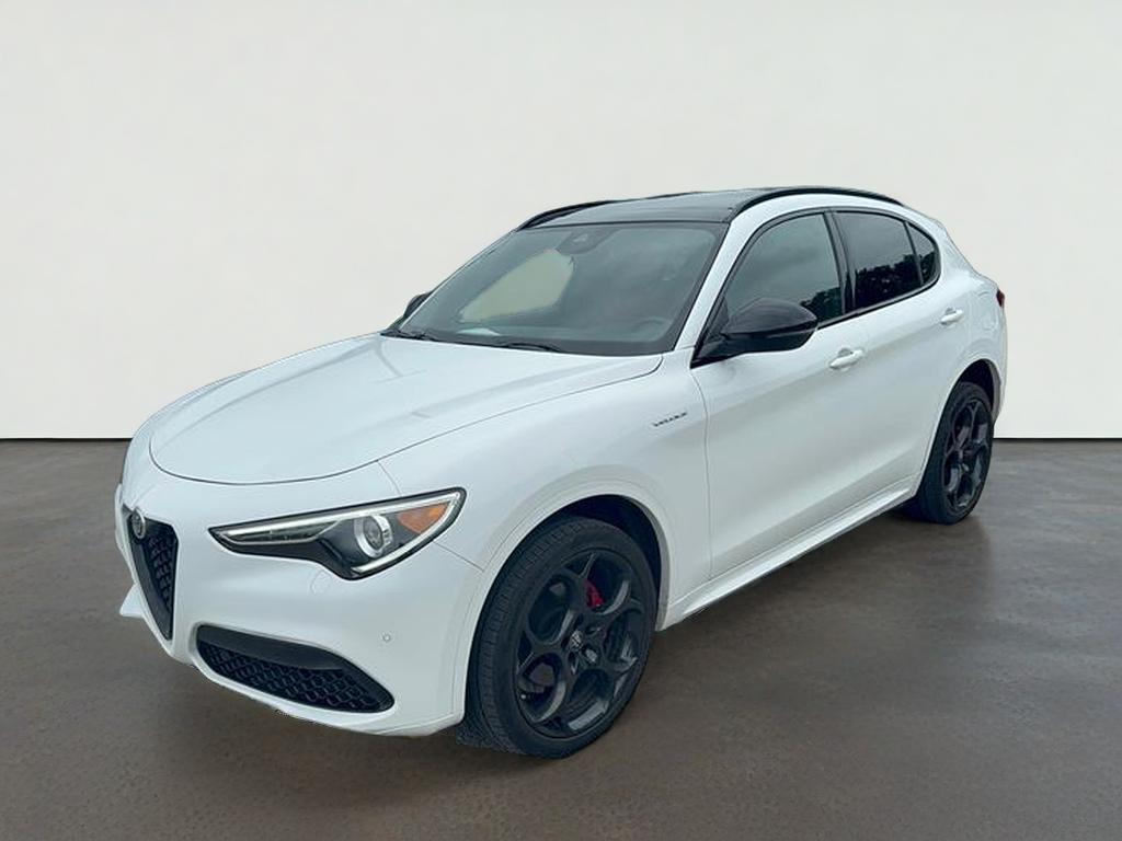 2023 Alfa Romeo Stelvio Veloce AWD