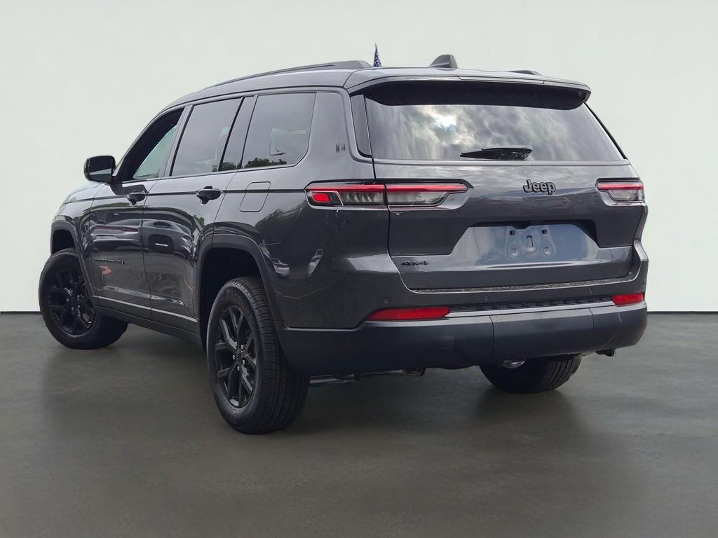 2026 Jeep Grand Cherokee L Laredo Altitude