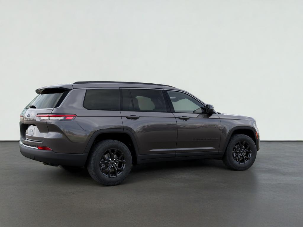 2026 Jeep Grand Cherokee L Laredo Altitude